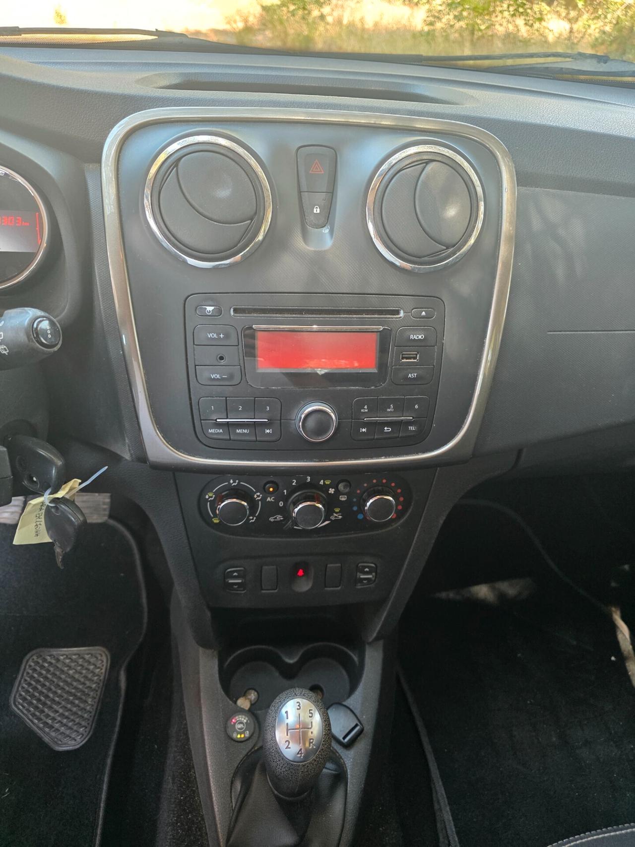 Dacia Sandero 1.2 GPL 75CV Lauréate
