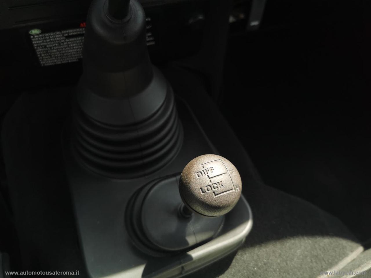 LAND ROVER Defender 90 2.5 Td5 Soft-Top