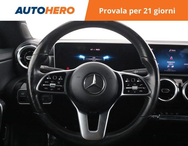 MERCEDES-BENZ CLA 180 d Automatic Sport