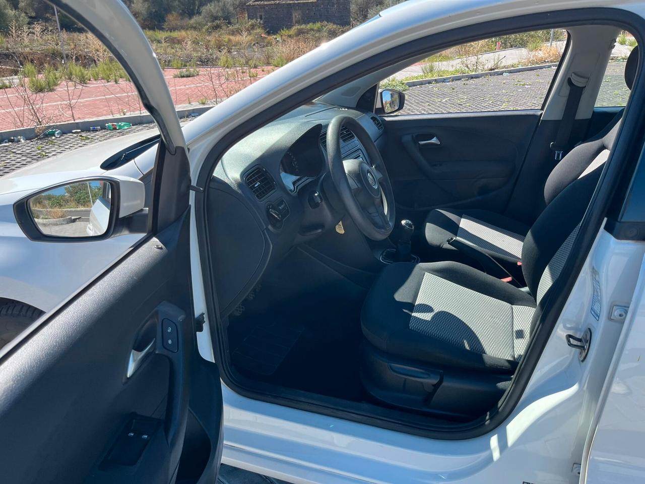 VW POLO 1.2 DIESEL ADATTA A NEOPATENTATI NUOVA