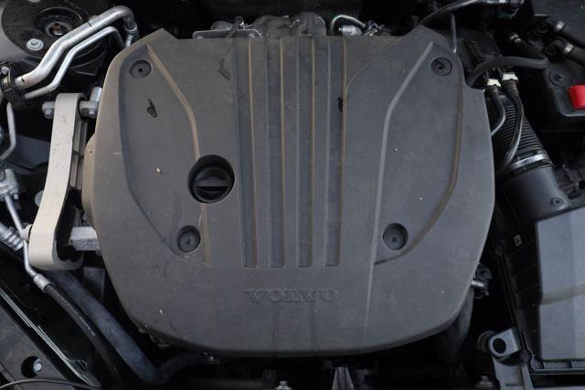 VOLVO V60 NON MARCIANTE B3 automatico Essential PREZZO NETTO