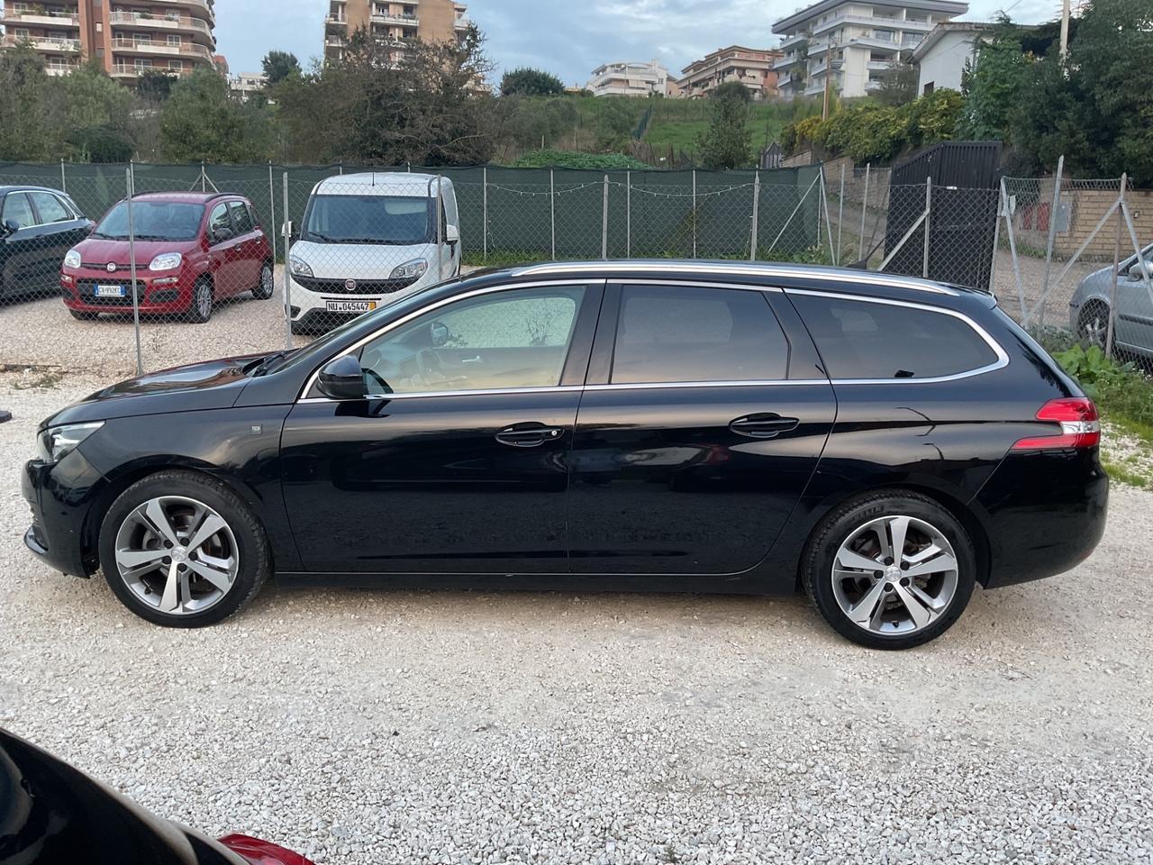 Peugeot 308 BlueHDi 130 S&S SW GT Line