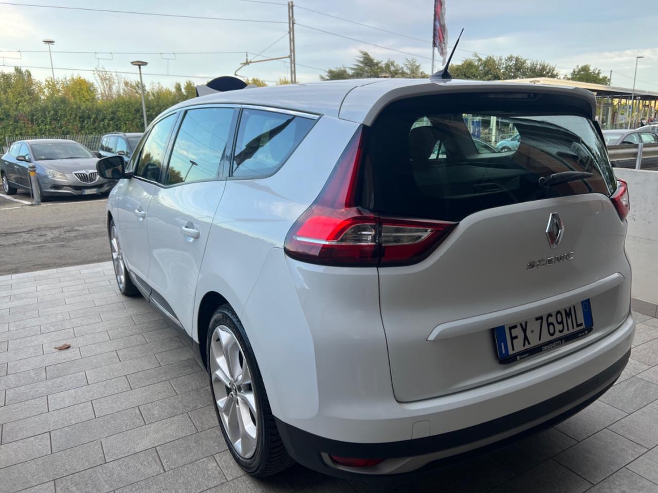 Renault Grand Scenic Blue dCi 150 CV EDC Initiale Paris