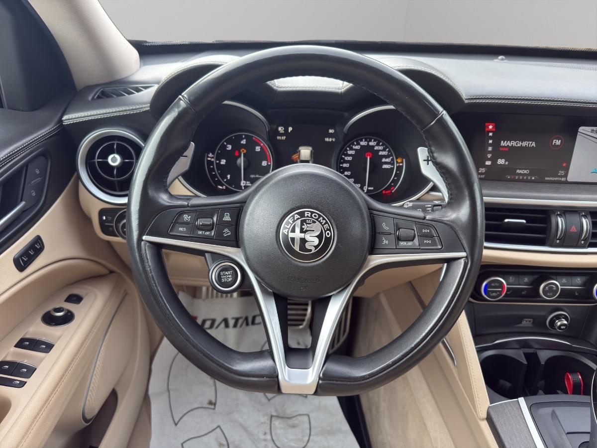 ALFA ROMEO - Stelvio 2.2 t Executive rwd 190cv auto my19