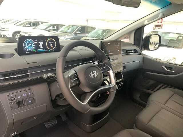 Hyundai STARIA 1.6 HEV AT 2WD 9 posti Wagon