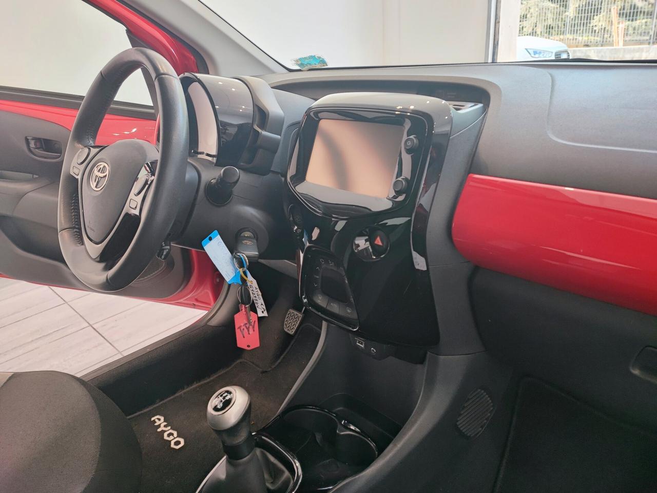 Toyota Aygo 1.0 VVT-i 5 porte x-clusiv