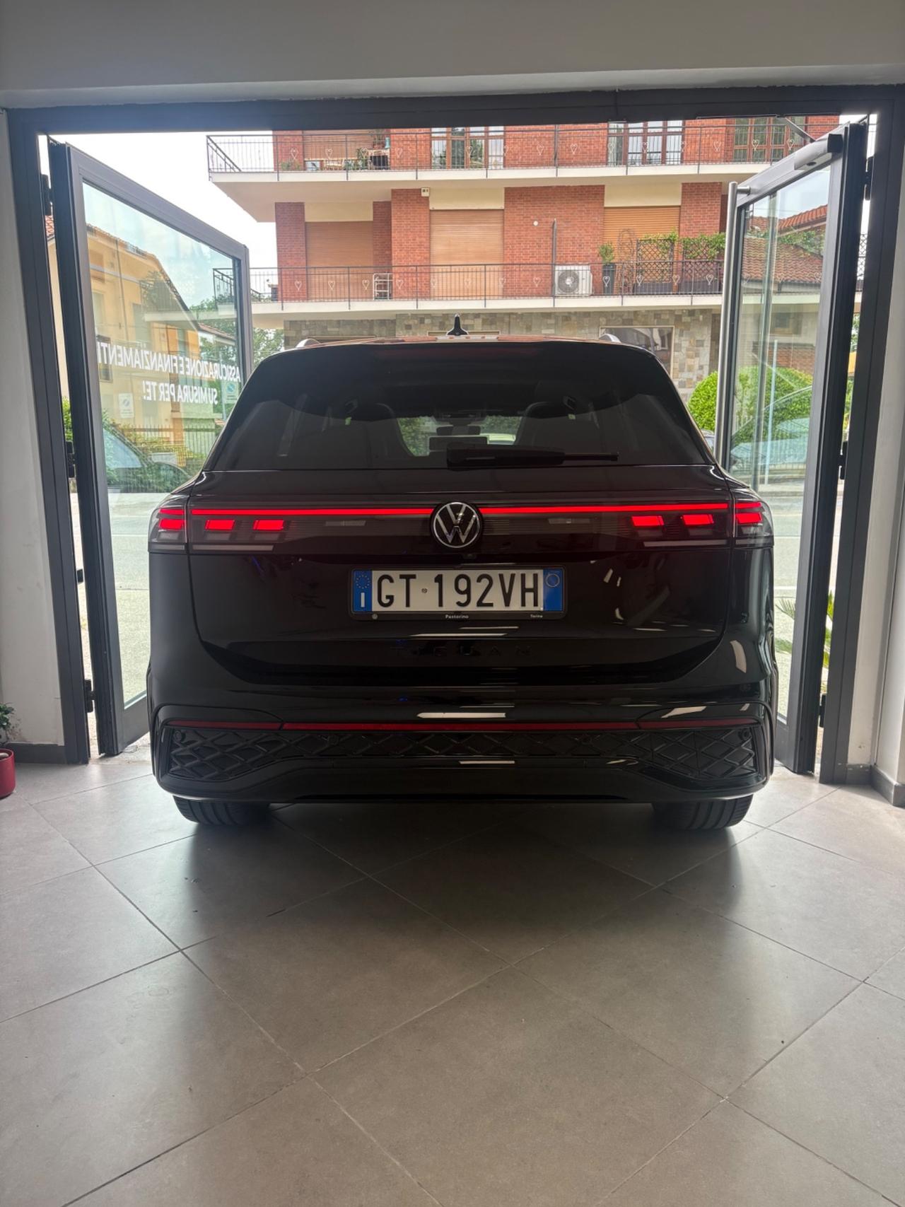 Volkswagen Tiguan 1.5 eTSI 150 CV ACT DSG R-Line