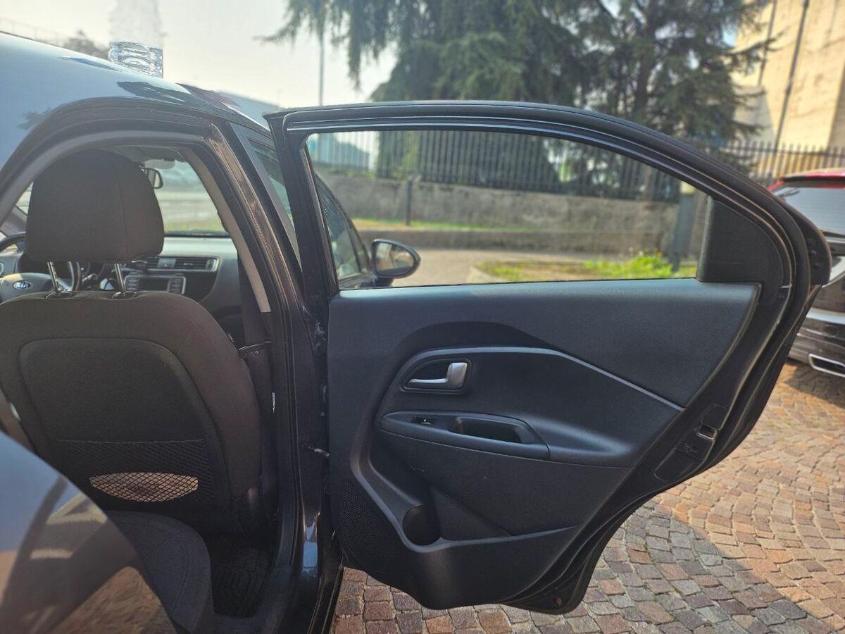 Kia Rio 1.2 cvvt Cool 5p E6