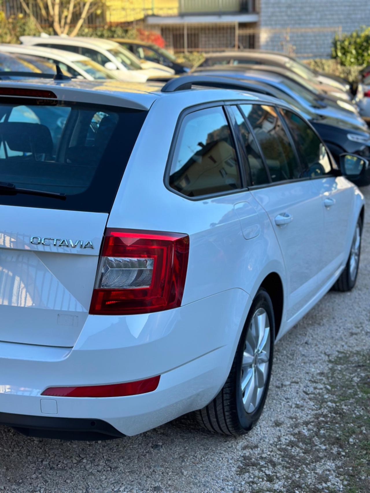 Skoda OCTAVIA 1.6 TDI CR 110 CV DSG OTTIME CONDIZIONI