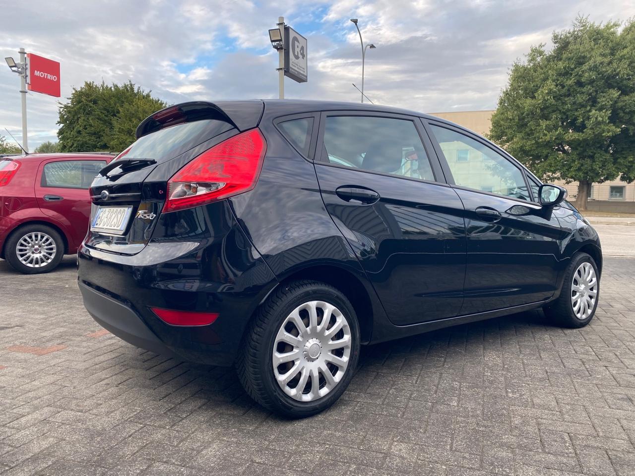 Ford Fiesta 1.2 60CV 5p. Neopatentati