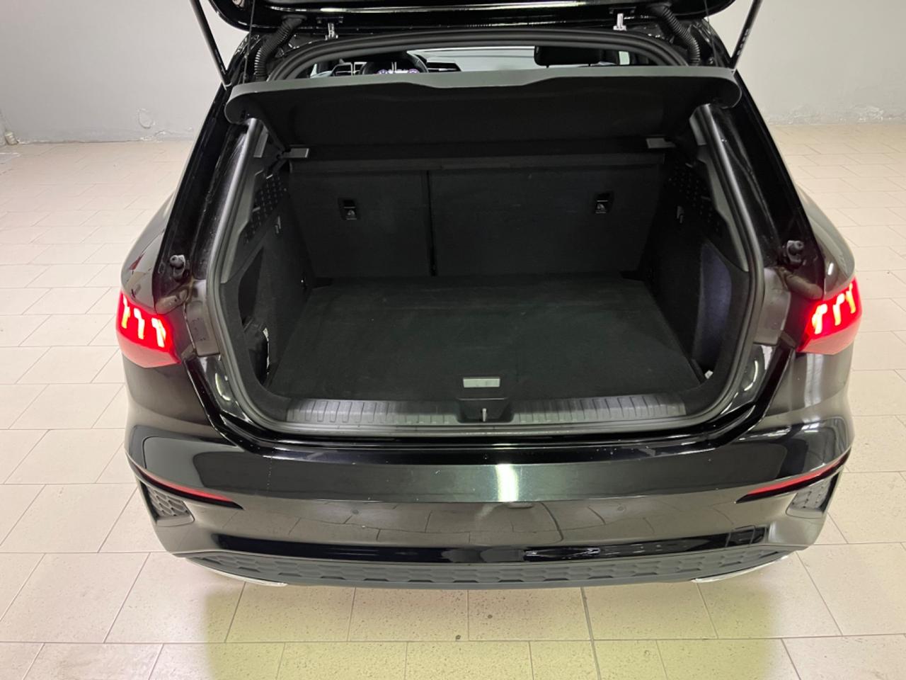 Audi A3 SPB 30 TFSI S tronic line edition
