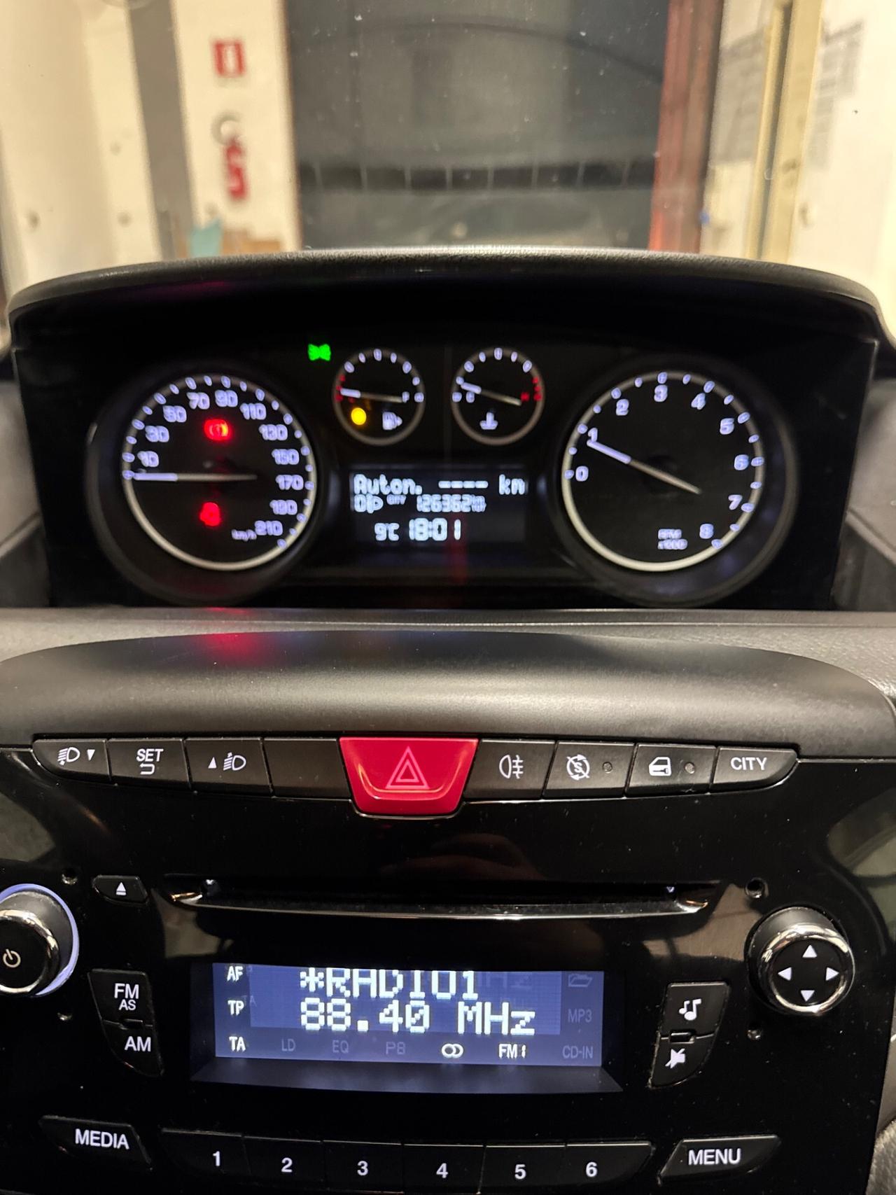 Lancia Ypsilon 1.2 69 CV 5 porte S&S Platinum