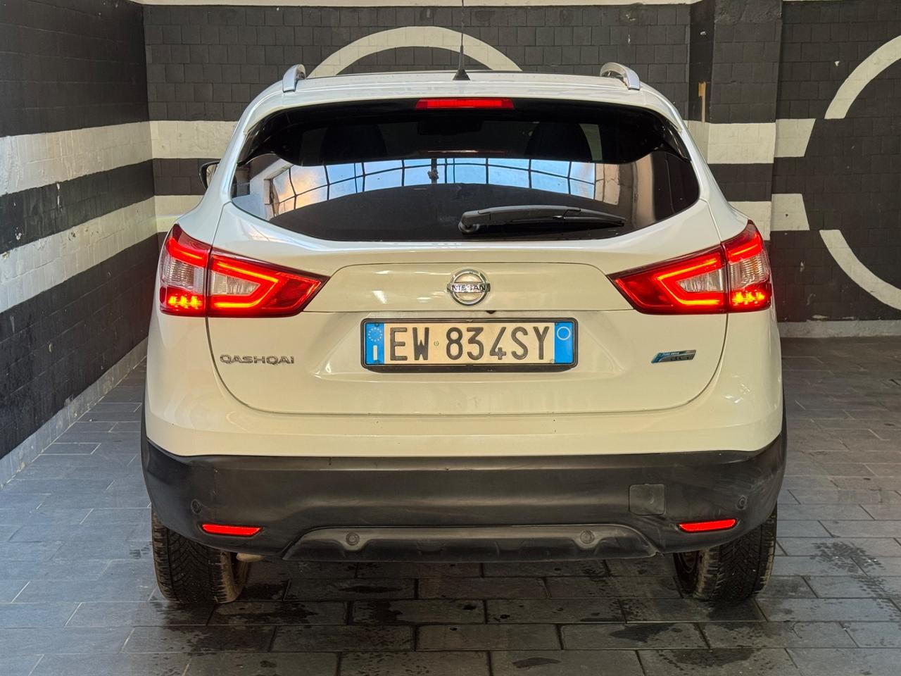 Nissan Qashqai 1.6 dCi 4WD 360