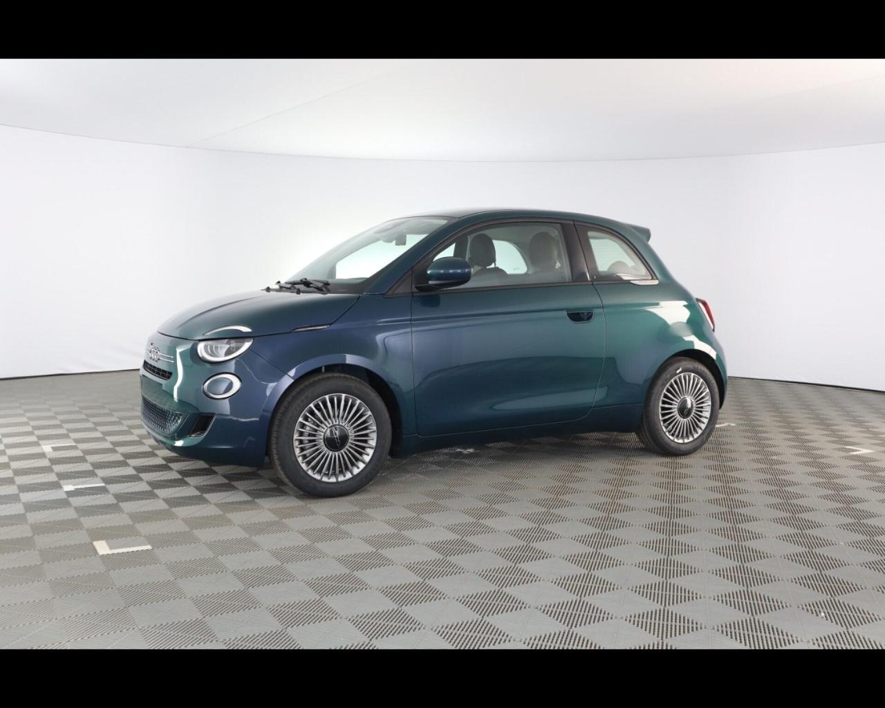 Fiat 500 Berlina Hybrid Torino KM 0 VARI COLORI