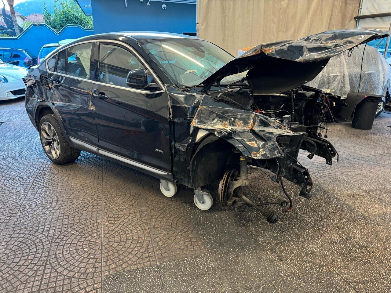 Bmw X4 xDrive35dA xLine INCIDENTATA / NO MOTORE / SOLO EXPORT / COMMERCIANTI