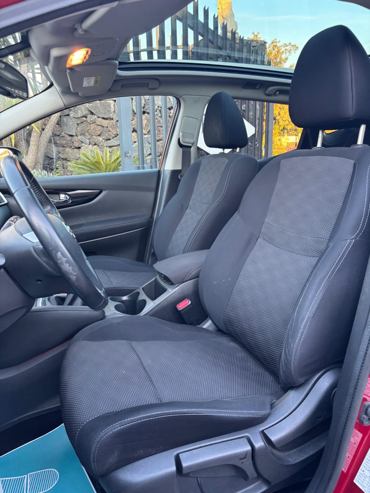 Nissan Qashqai 1.5 dCi Tekna 08/2016