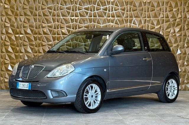 Lancia Ypsilon 1.2 Argento