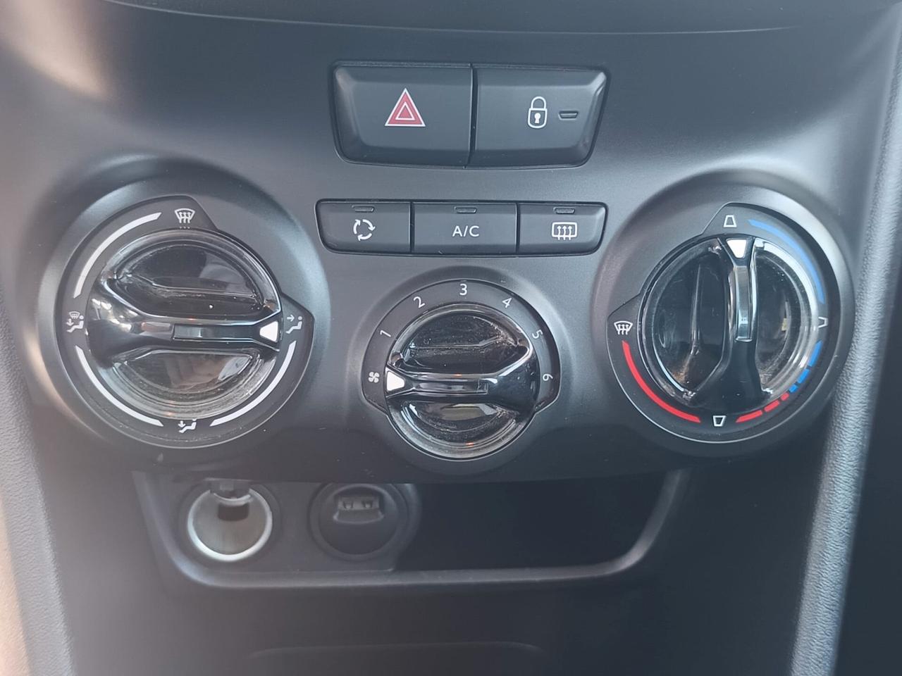 Peugeot 208 2019 - 1.2 benzina Lb automobili
