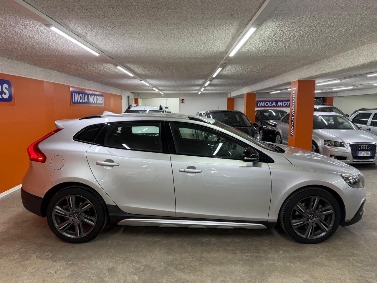 Volvo V40 Cross Country D3 Summum