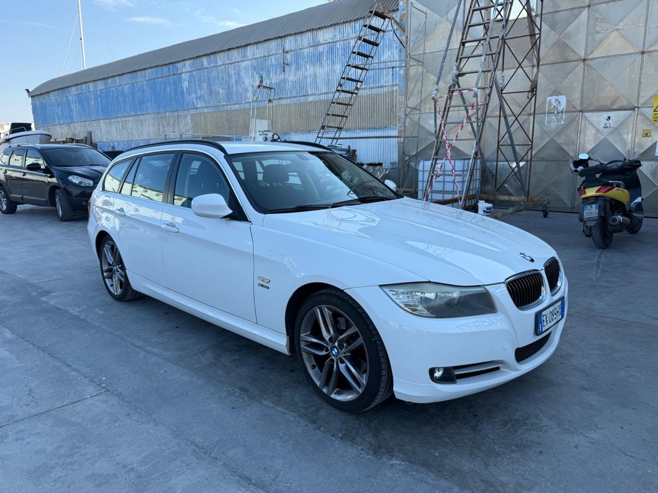 Bmw 320 320d cat xDrive Touring Attiva