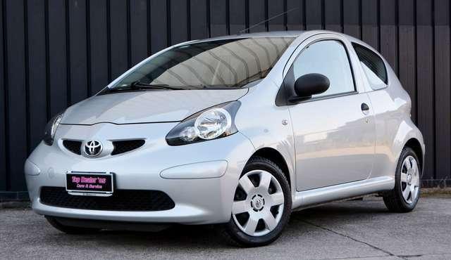 Toyota Aygo 1.0 12V VVT-i 3p 1.0 Now benzina * POCHI KM *