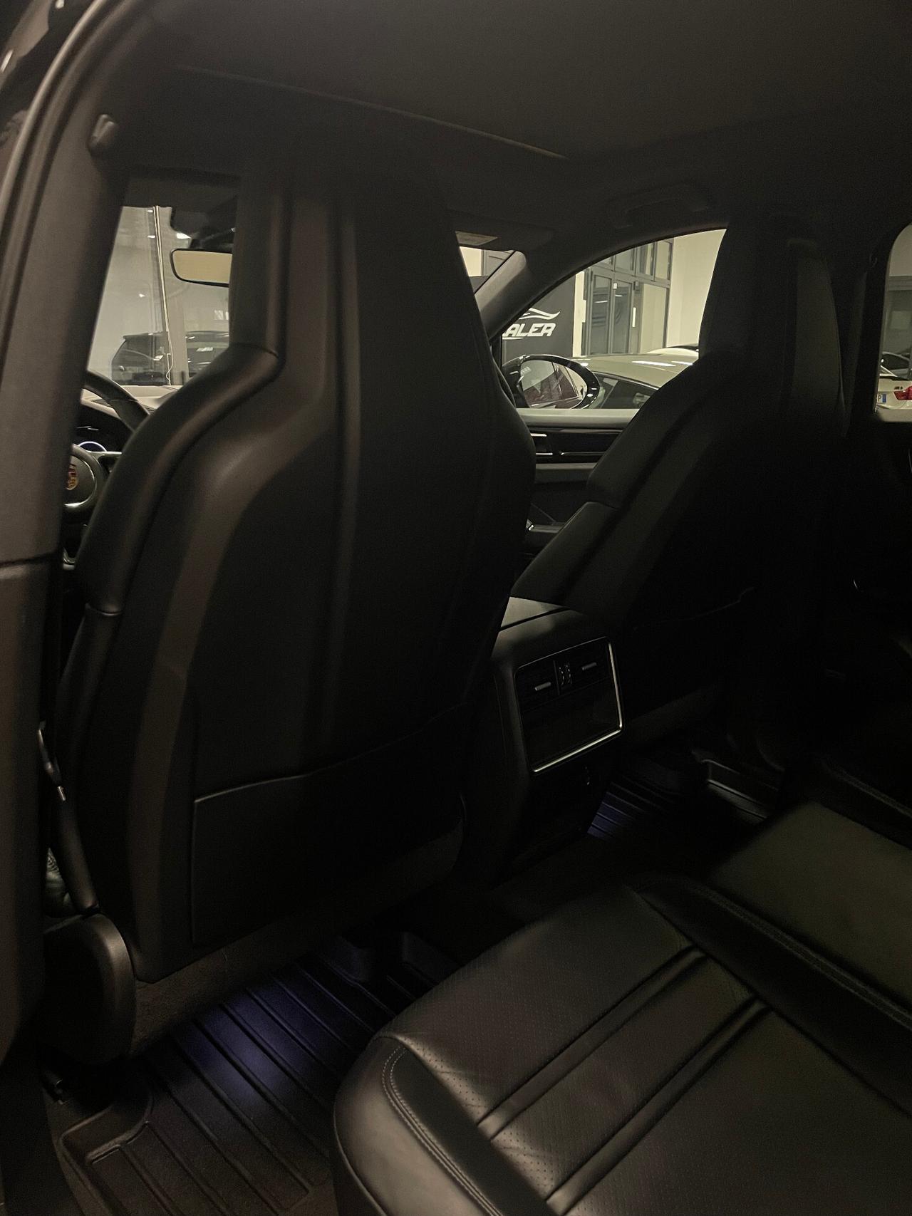 Porsche Cayenne Coupé 3.0 V6 E-Hybrid