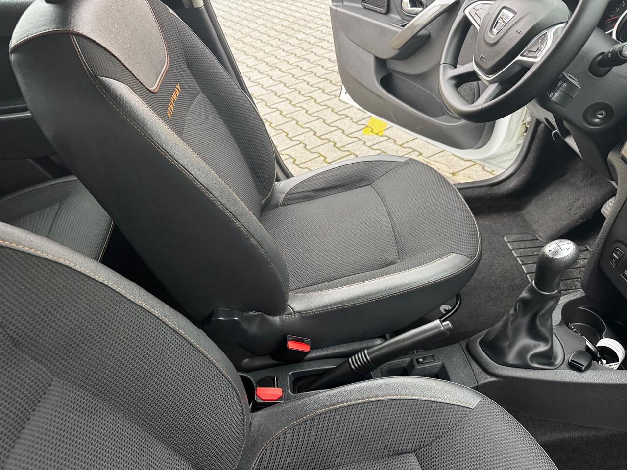 Dacia Sandero 1.5 dCi 90CV neopatentati