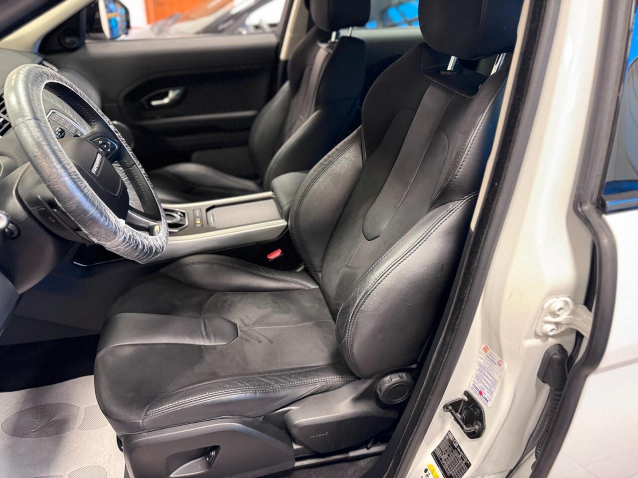 Land Rover Range Evoque 2.2 TD4 5p. Dynamic