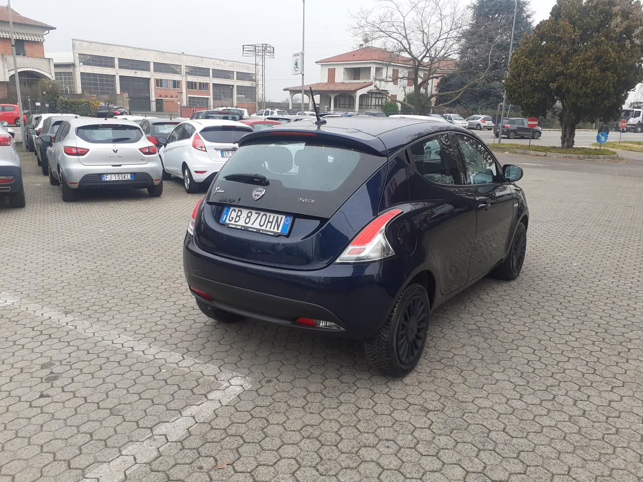 Lancia Ypsilon 1.0 FireFly 5 porte S&S Hybrid Ecochic Gold