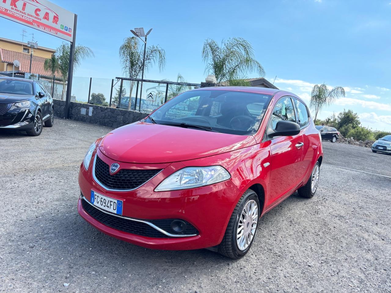 Lancia Ypsilon 1.2 69 CV 5 porte Silver