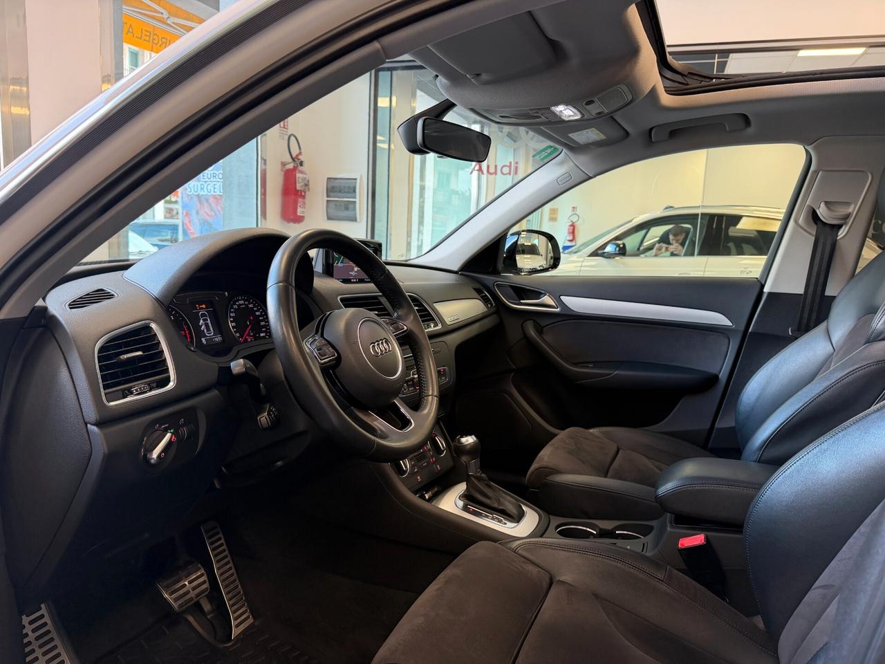 Audi Q3 2.0 TDI 150 CV S line Edition