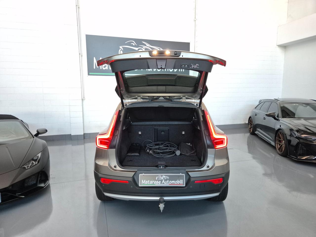 Volvo XC40 T4 Recharge 1.5cc 129cv AUTOCARRO 5PT