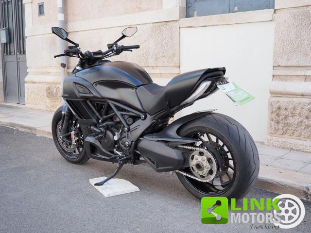 DUCATI Diavel Black Stealth 155cv