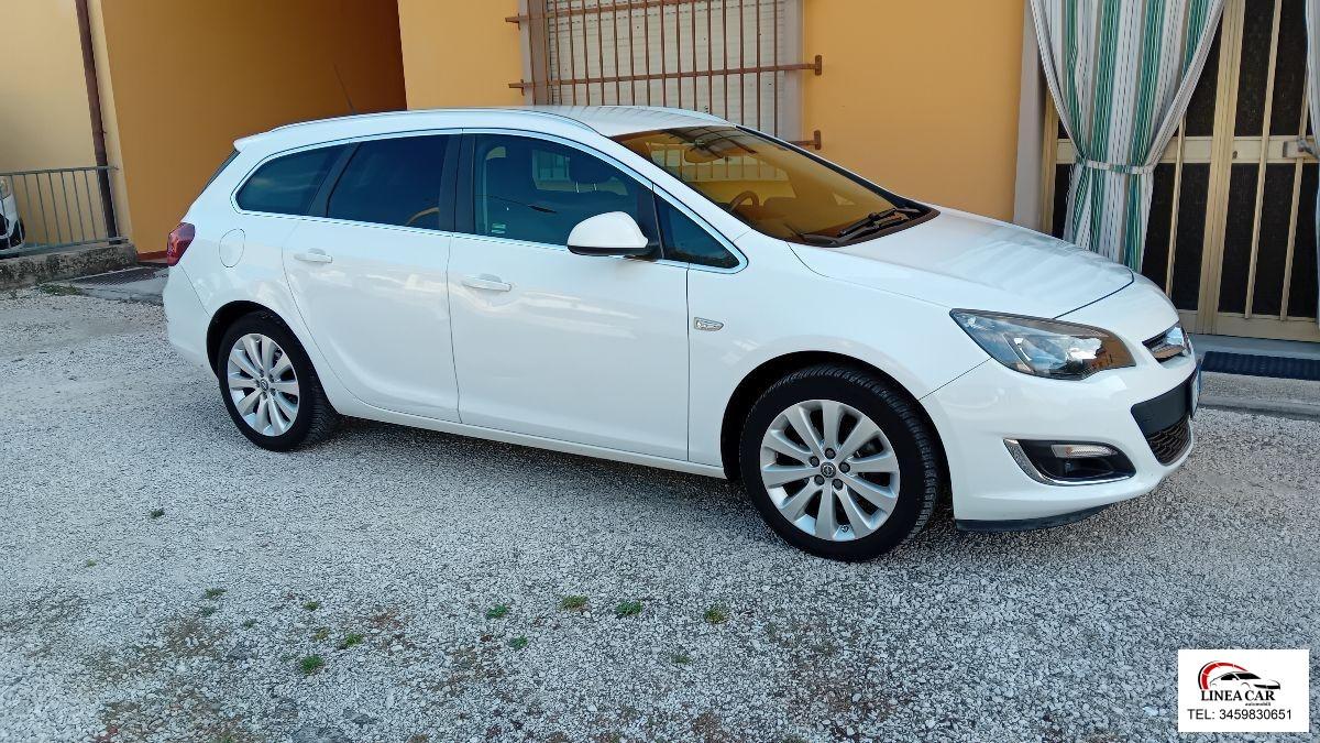 OPEL - Astra Station Wagon 1.4 benzina / gpl