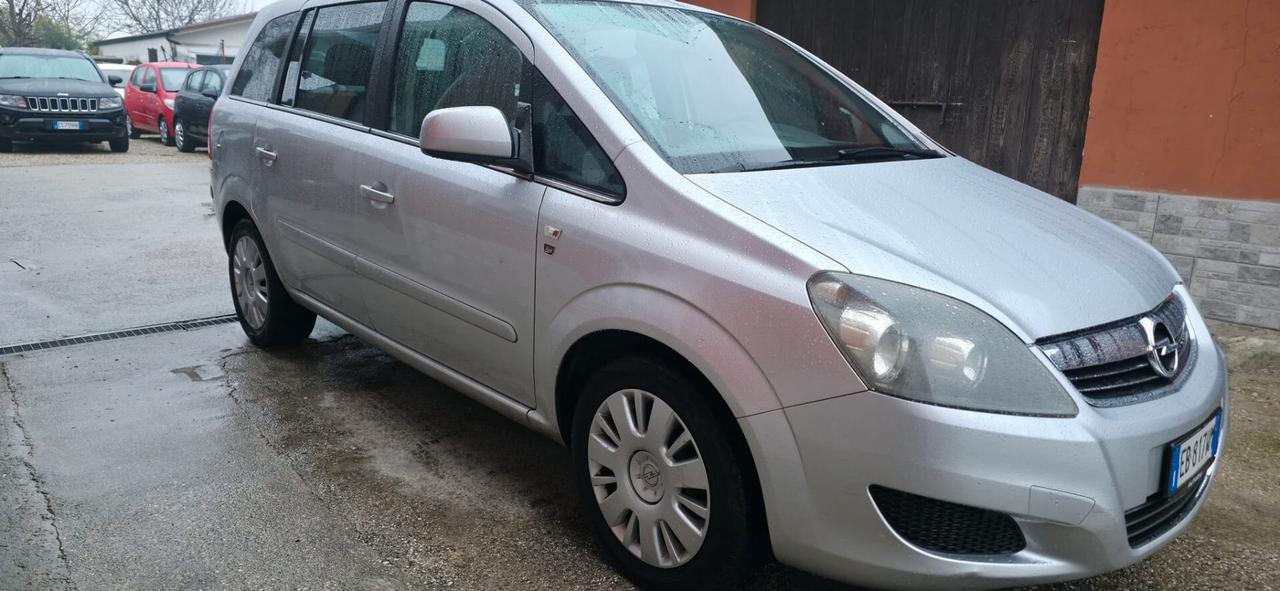 Opel zafira 1.6 benzina con metano neop
