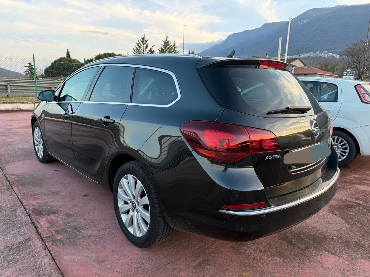 Opel Astra 1.6 CDTI Sports Tourer Cosmo euro6 navi