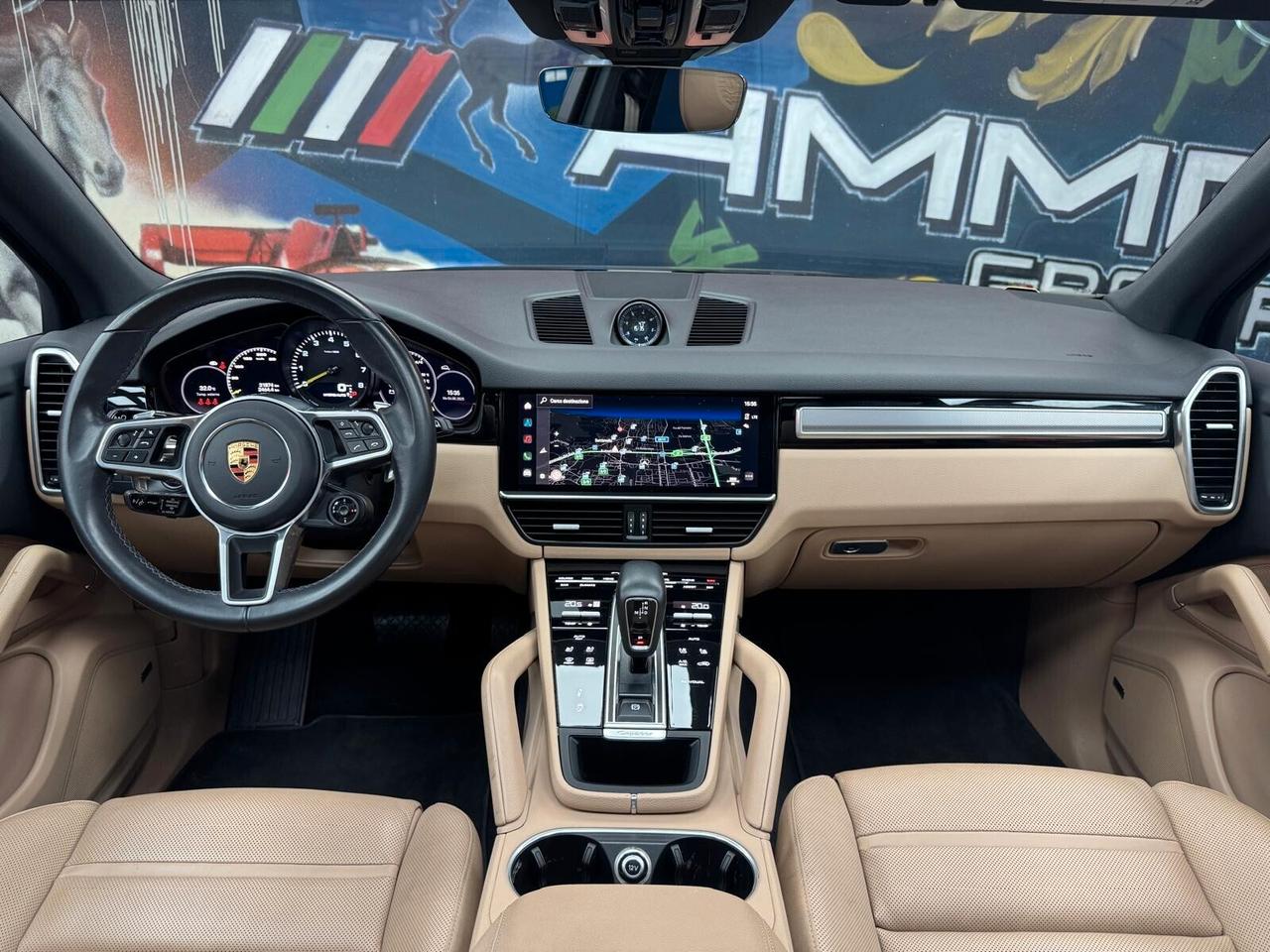 Porsche Cayenne 3.0 V6 E-Hybrid Platinum Edition (119)