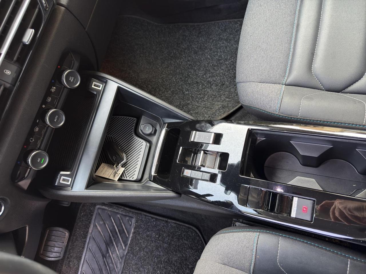 Citroen C4 1.5 bluehdi 130cv Shine automatica 2023