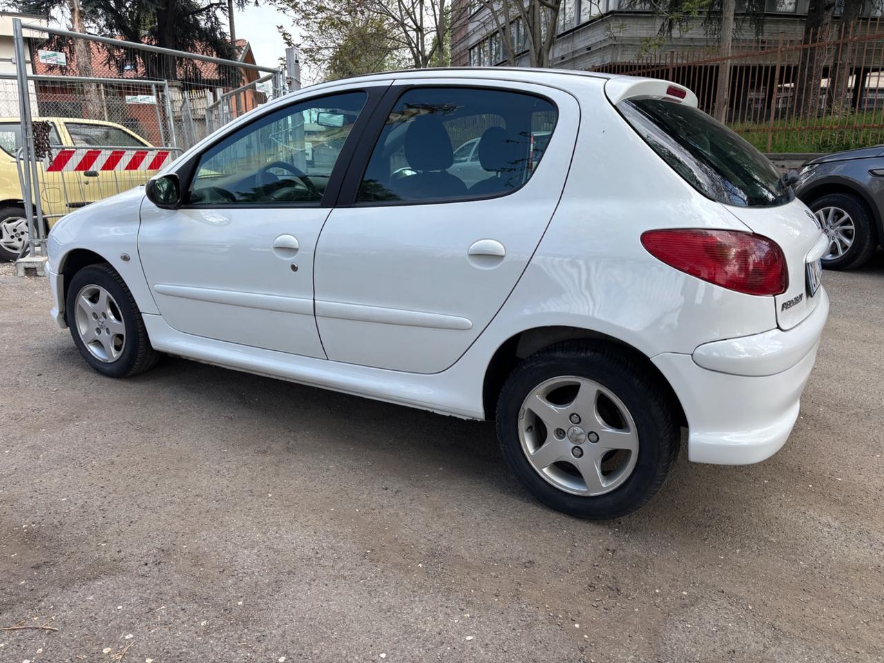Peugeot 206 1.4 HDi 5p. XT