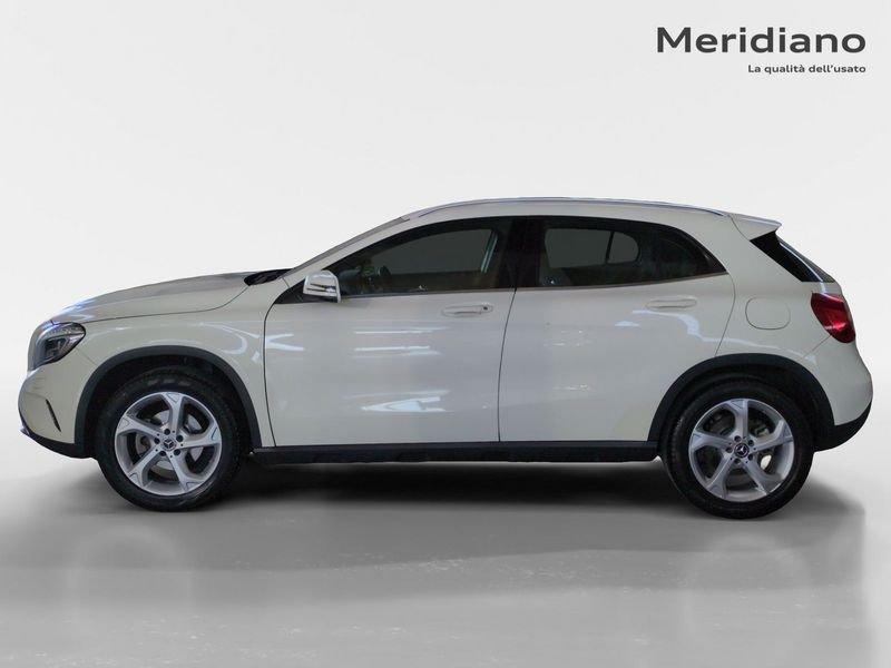 Mercedes-Benz GLA 200 CDI AUTOMATIC Executive