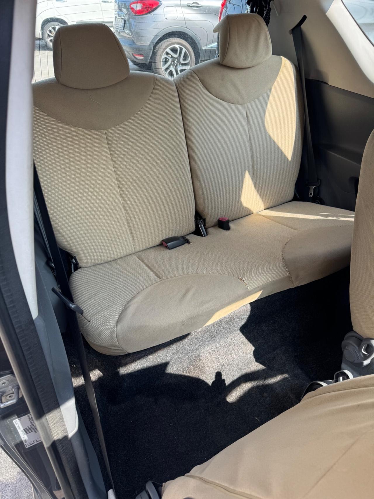 Peugeot 107 1.0 68CV- Adatta ai Neopatentati-tagliandata-Garanzia 12mesi