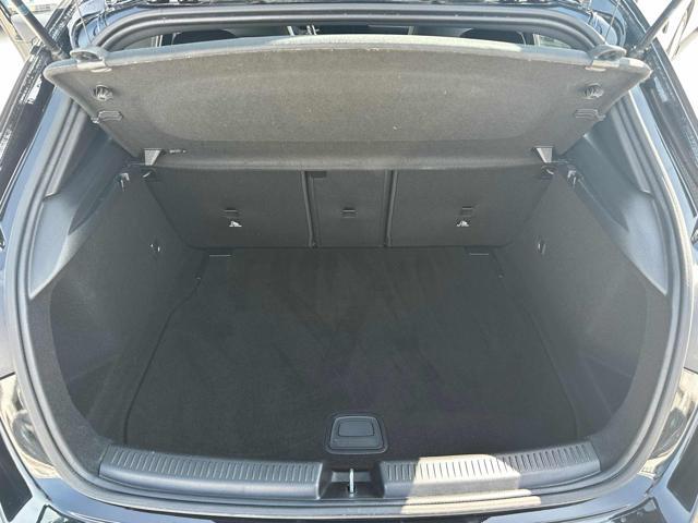 MERCEDES-BENZ A 200 Automatic Sport