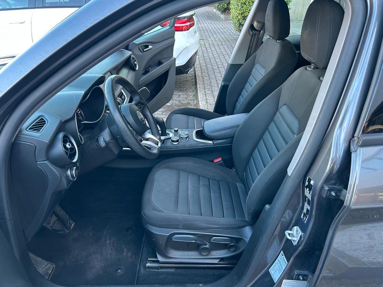 Alfa Romeo Stelvio 2.2 t rwd 160cv auto DANNEGGIATA