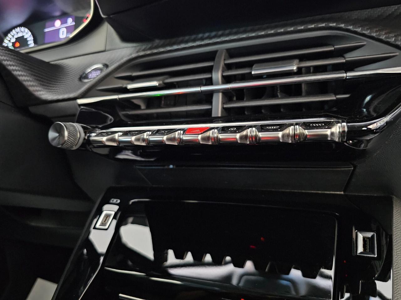 Peugeot 2008 PureTech 130 S&S EAT8 Allure Navi Pack