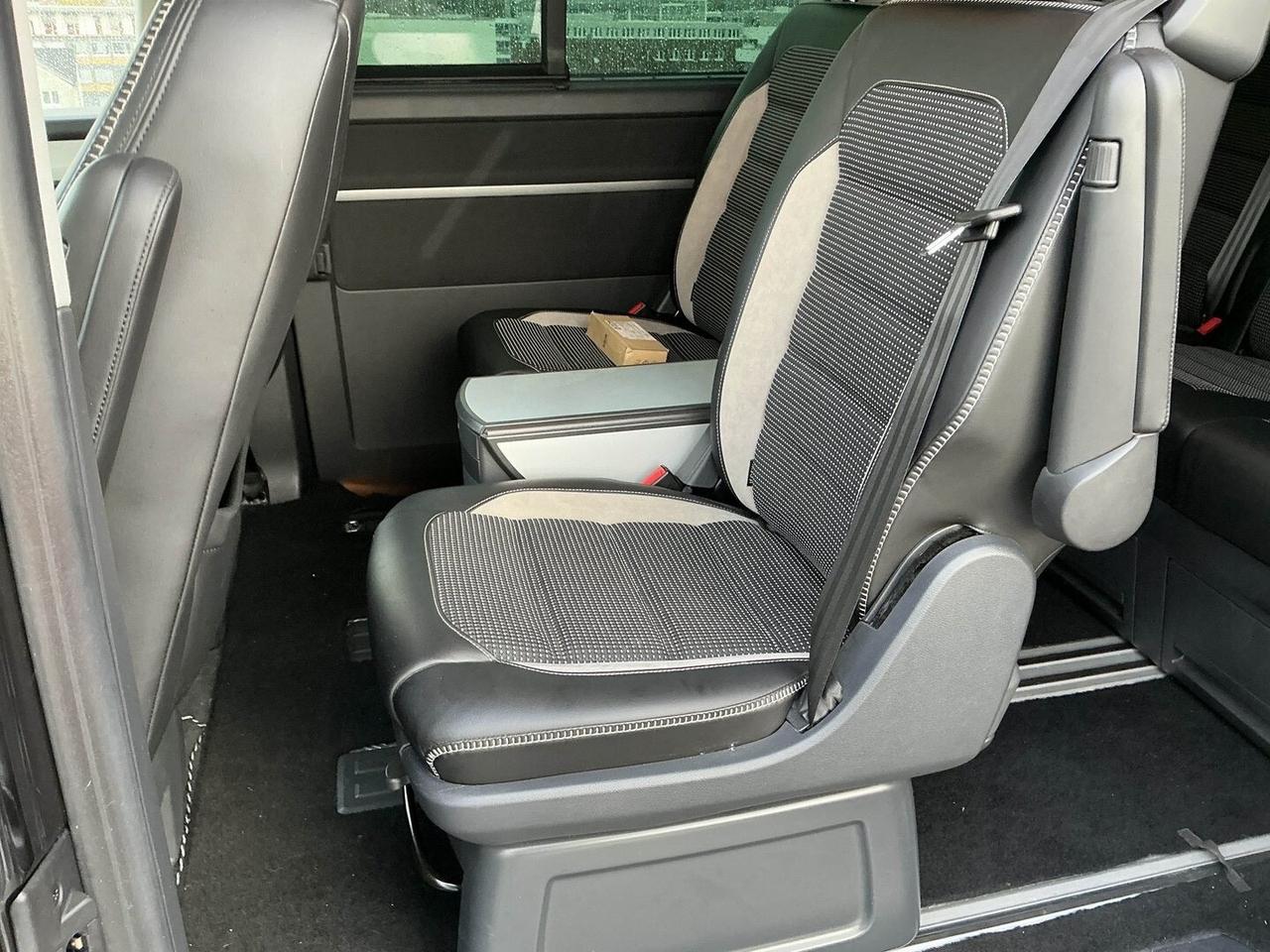 Volkswagen Multivan 2.0 TDI 204CV DSG 4Motion Bulli 70 IN ARRIVO!