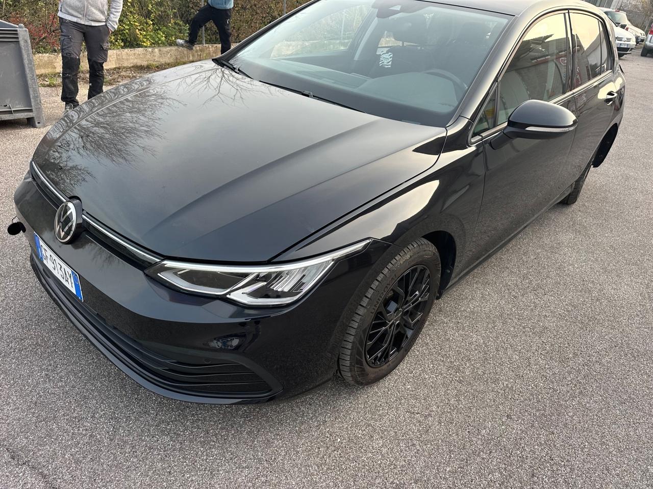 Volkswagen Golf 1.0 incidentata 2021