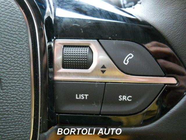 PEUGEOT 2008 BlueHDi 44.000 KM 110cv ALLURE PACK FULL OPTIONAL