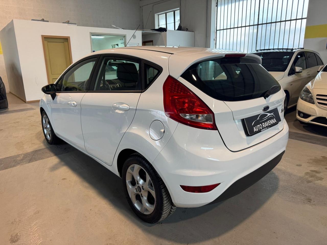Ford Fiesta 1.4 5 porte Bz.- GPL Titanium