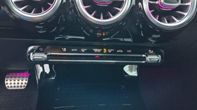 MERCEDES-BENZ A 200 Premium Amg PERMUTE UNICOPROPRIETARIO