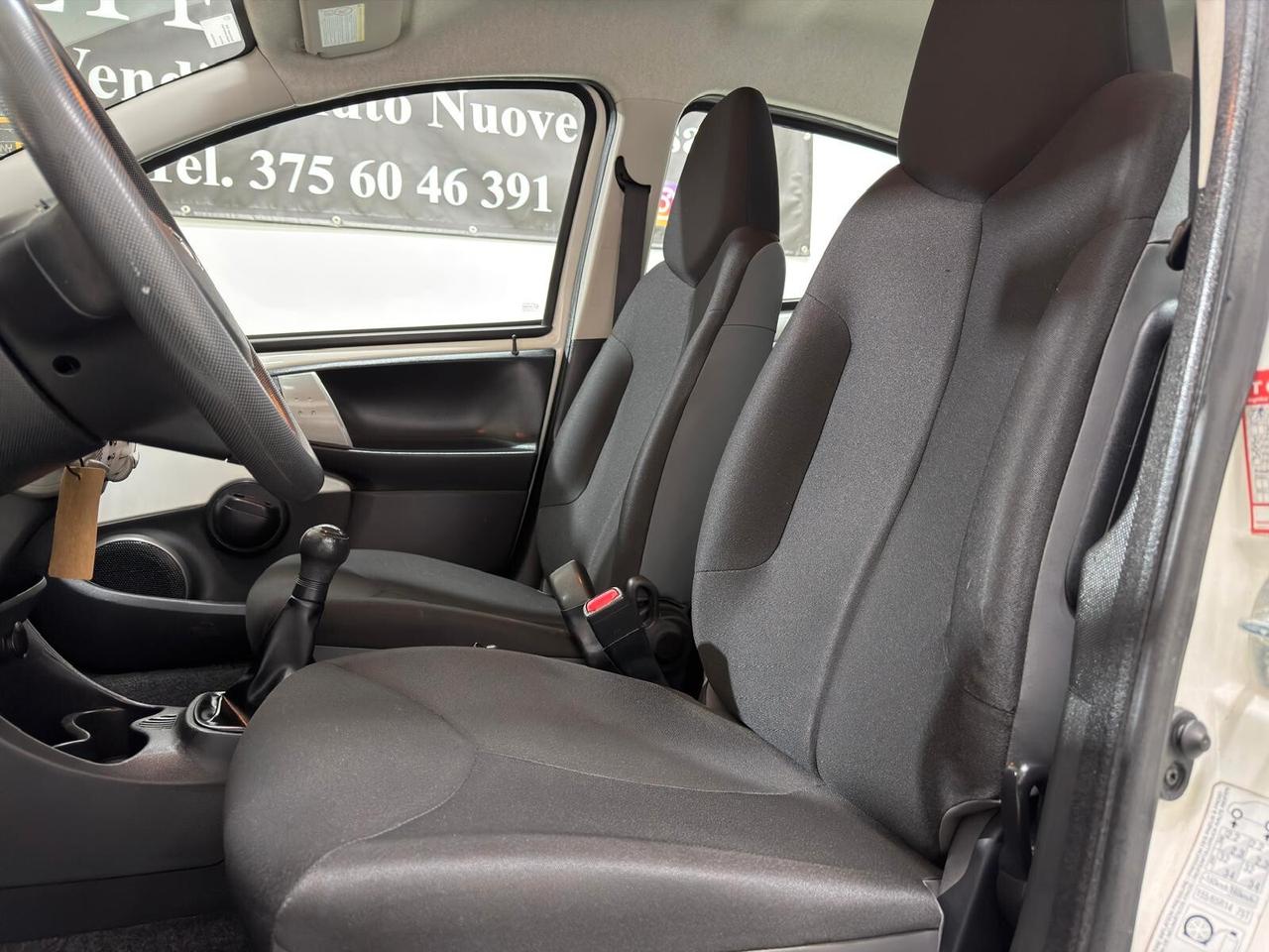 Toyota Aygo 1.0 12V VVT-i 5 porte Cool Soda Connect